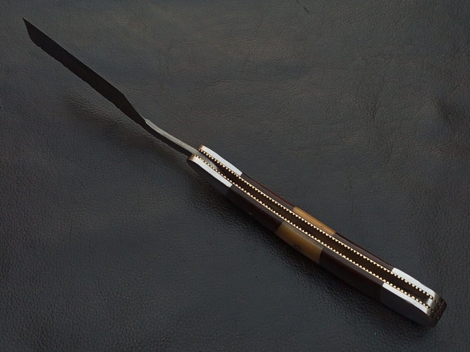 sl1600 3jpg