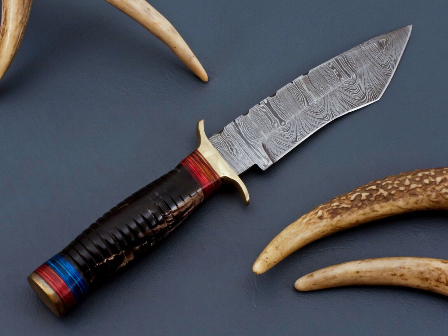 10 Damascus Steel Hunting Knife