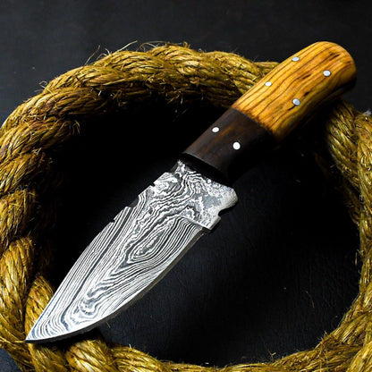 CUSTOM HANDMADE DAMASCUS STEEL HUNTING SKINNING KNIFE OLIVE WOOD