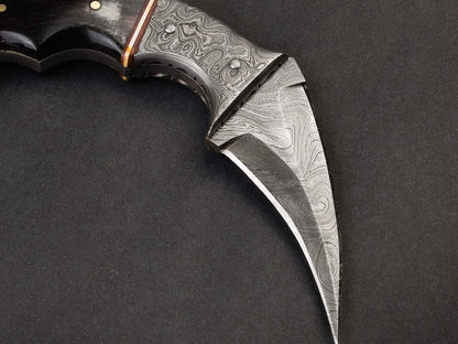 Dragon's Claw Damascus Steel Karambit knife Hunting Knife, Hand Forged Damascus Bowie Knife, Damascus Hunting Karambit,