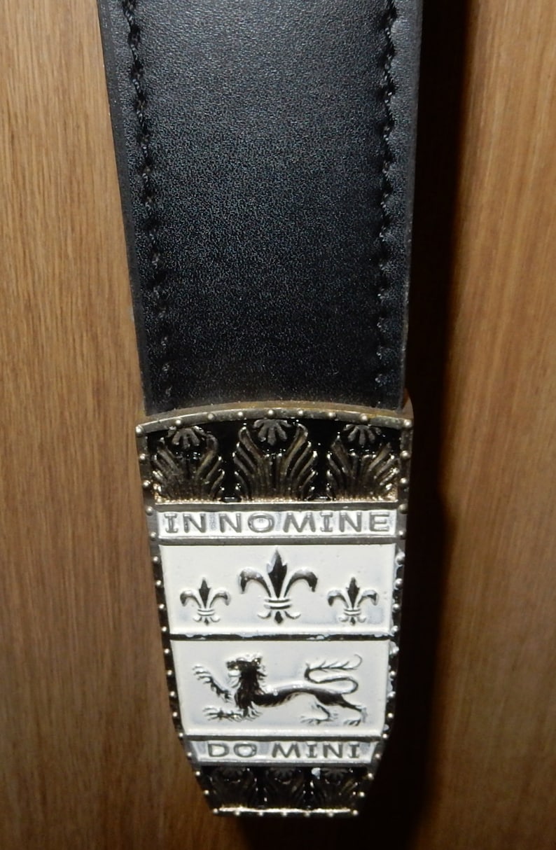 Impressive Masonic Knights Templar Sword
