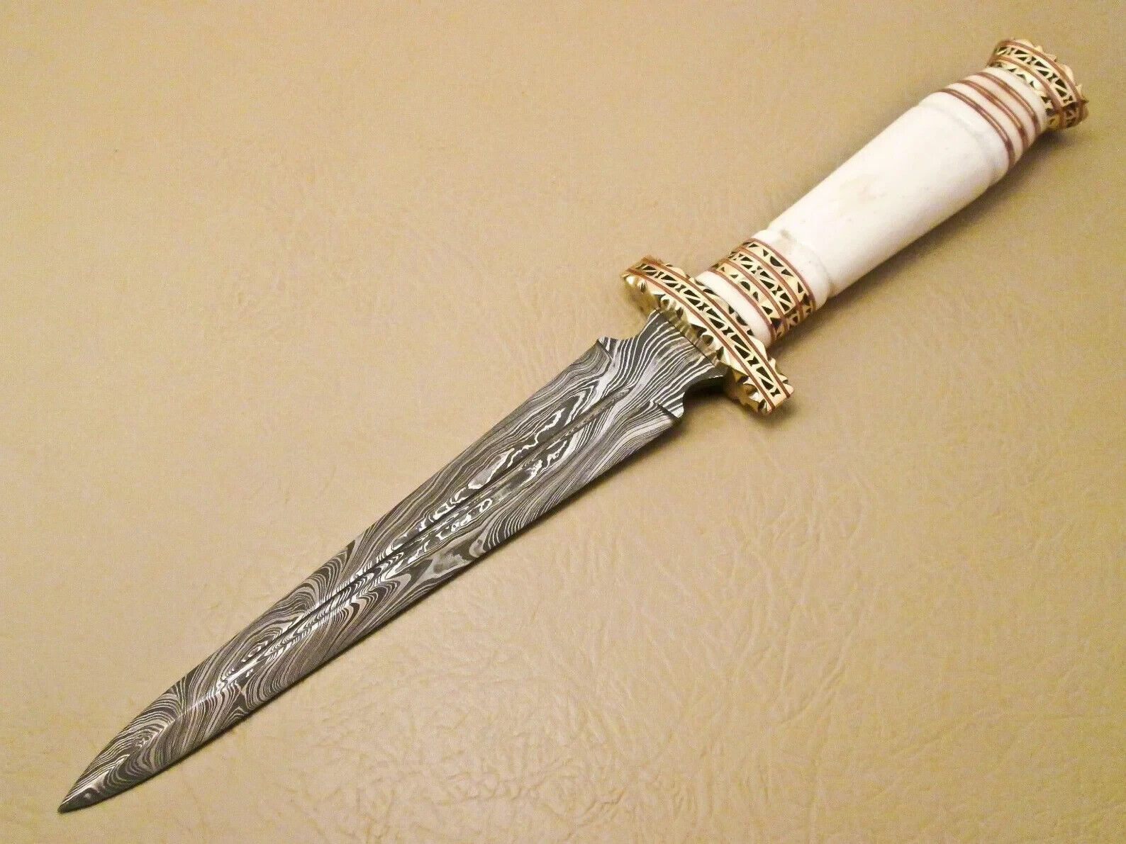 sl1600 1jpg