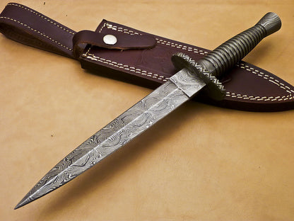Handmade British-Style Damascus Steel Dagger – Forged Blade & Handle with Leather Sheath | Custom Gift Knife