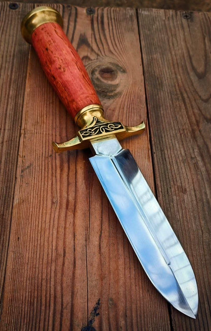 Huntingknifewith sheath