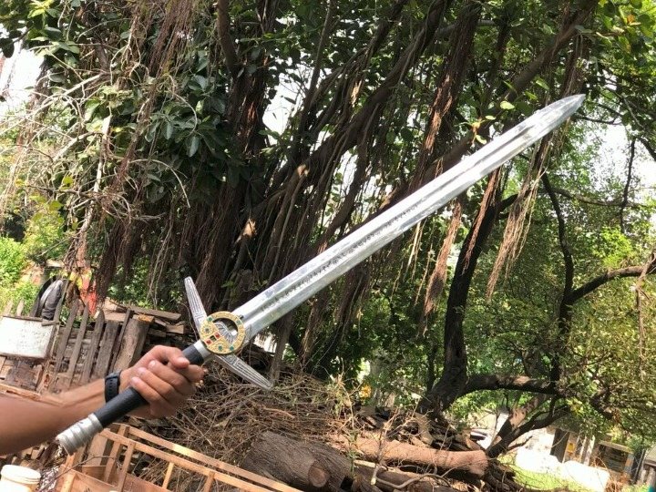 GeraltsSteelSagaUSAVANGUARDLimitedEditionSwordReplicaLegendarySilverSwordWitcher3Sword