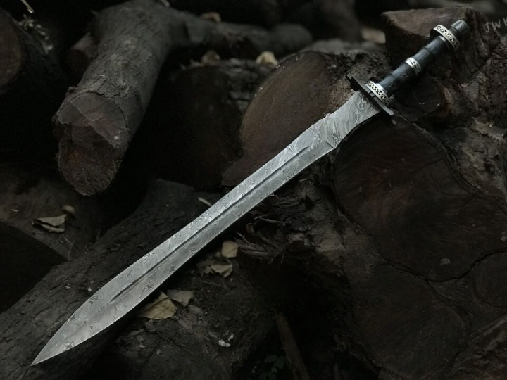 AVikingBattleReadyDamascusSteelSwordHandForgedDamascusSteelVikingSwordBladeMaster 1j