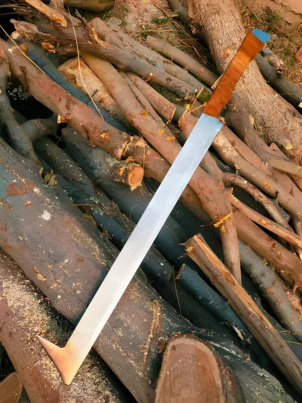 SwordoftheDarkHorde LOTROrcCosplayExtravaganza at USAVanguardCraftingUrukHaiRealism with