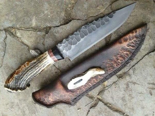 J2 Steel Hunting Knife with Hammer