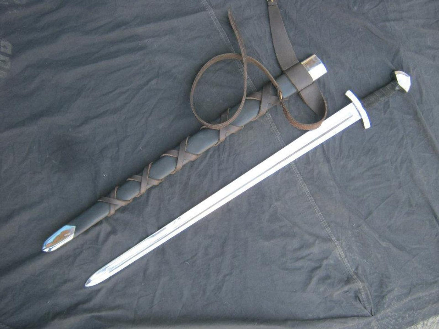 Classic_Medieval_Sword_Exploration (5).jpg