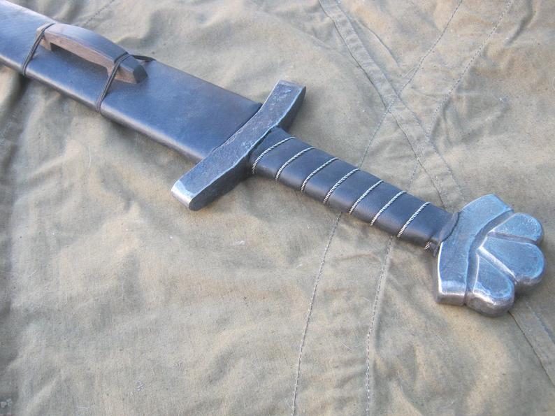 Forged_Medieval_Sword_Elegance (7).jpg