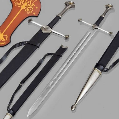 Legendary_Anduril's_Sword_Aragorn's_Narsil_in_LOTR (6).jpg