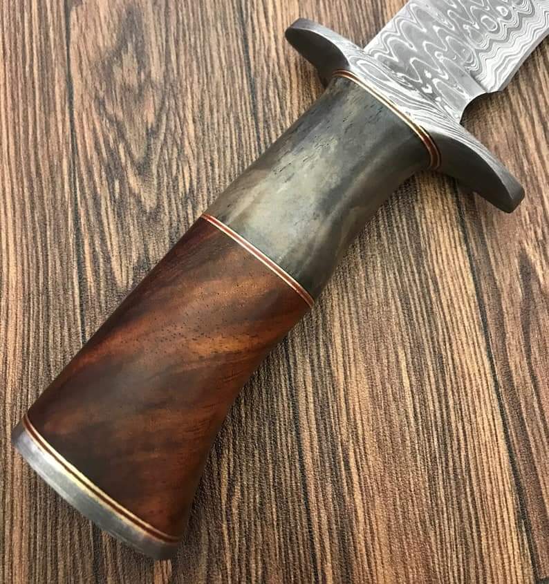hand forged damascus steel knife