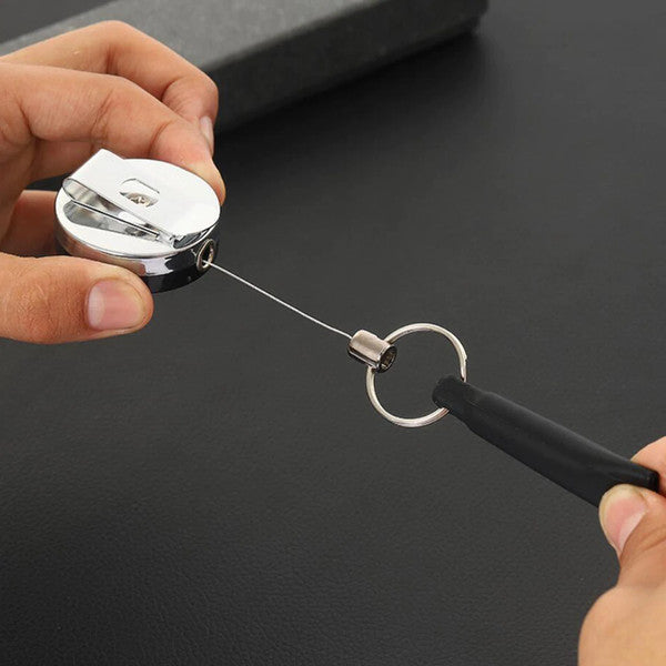 Clip-On Retractable Pen Holder Leash4