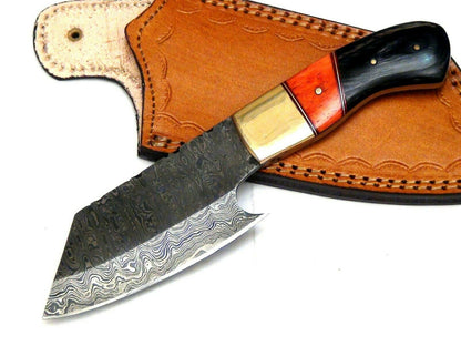 Damascus Knife.jpg