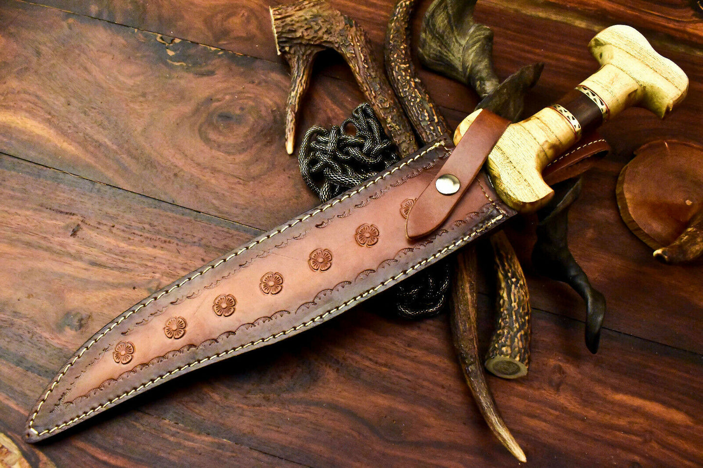 Custom Handmade Knife.jpg