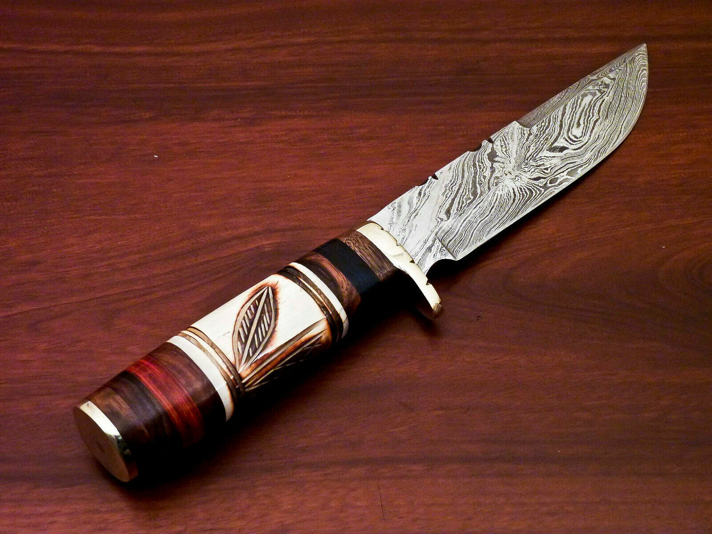 Superb Damascus Knifejpg