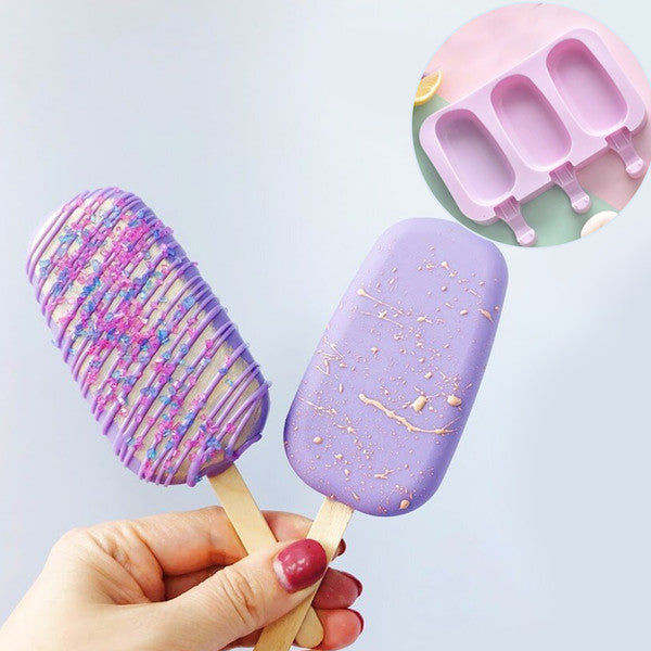 3 Cavity Silicone Cakesicle Mold (2).jpg