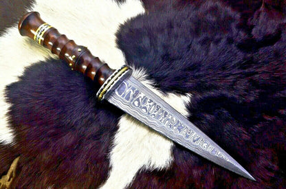 Damascus Knifejpg