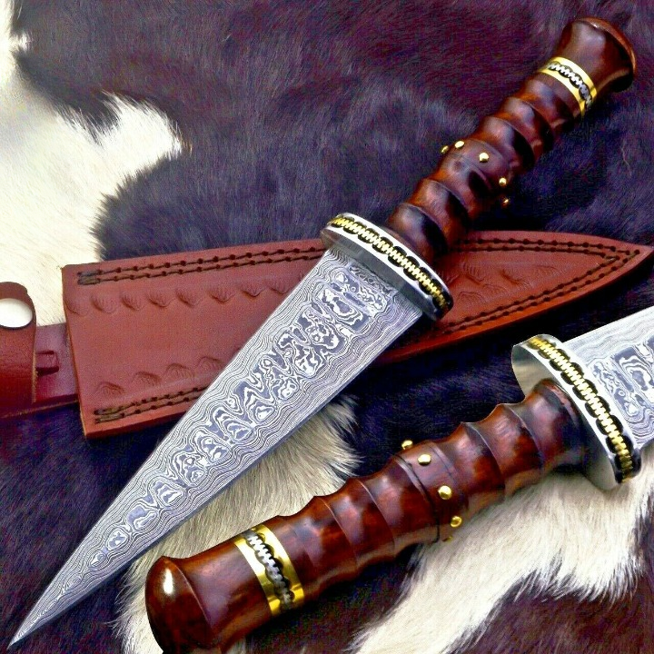 Damascus Steel Full Tang Hand Made Dagger Knife Damascus Fixed Blade Knife,