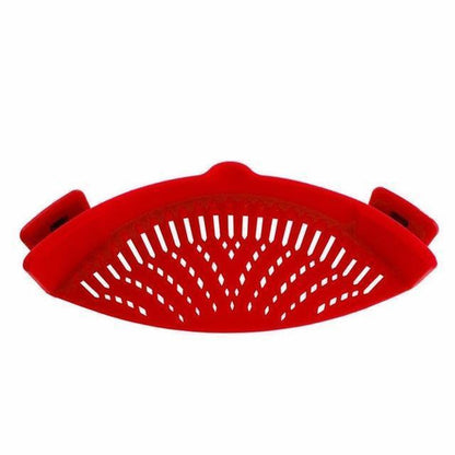 Heatresistant clipon strainer for boiling