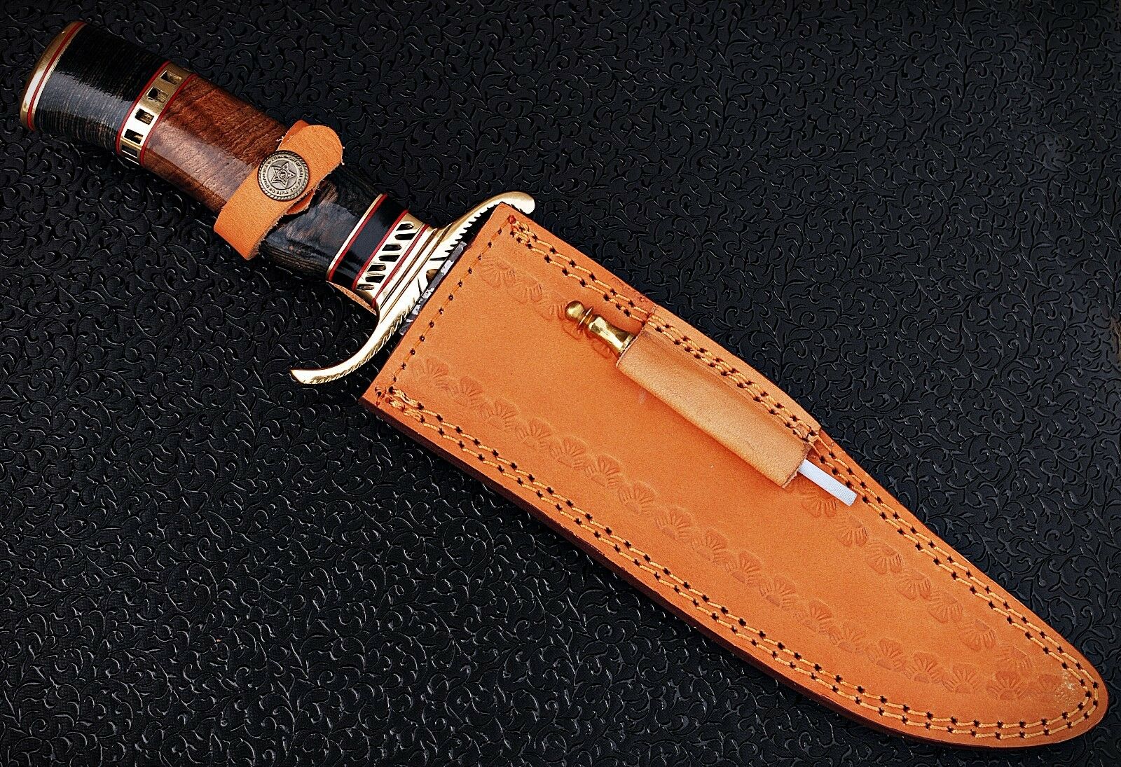 Damascus Bowie Knife.jpg