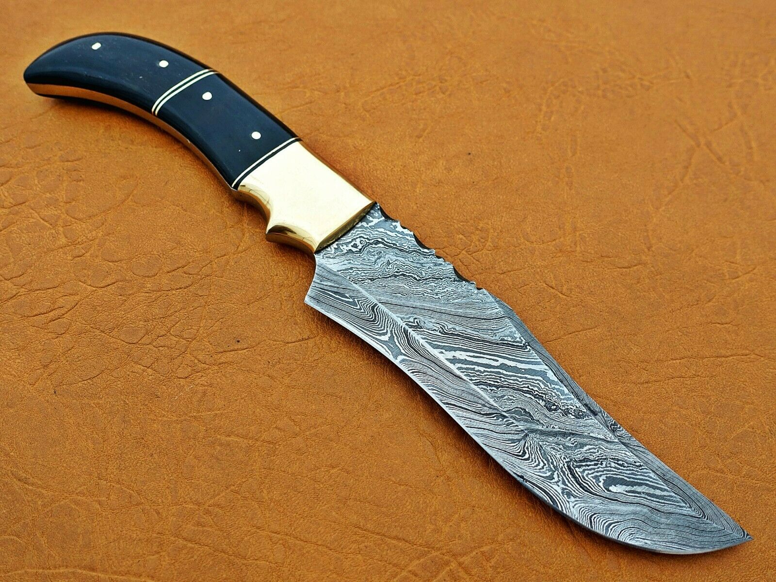 Beautifull Damascus Knifejpg