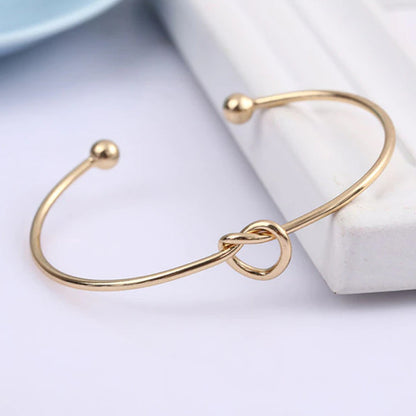 Tying The Knot Bracelet (2).jpg
