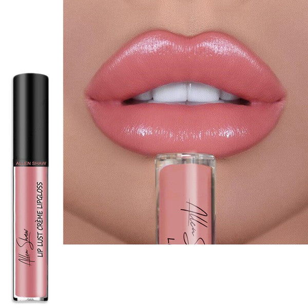 Longlasting hydrating lipstick for daily wear