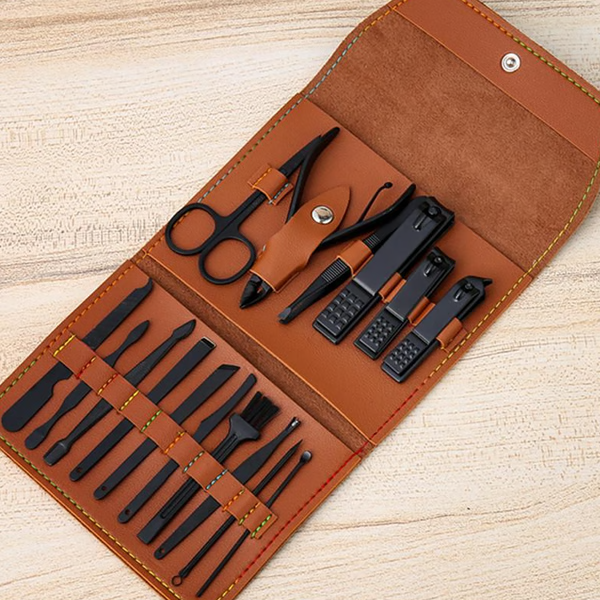 Portable Nail Clipper Set With Case brown