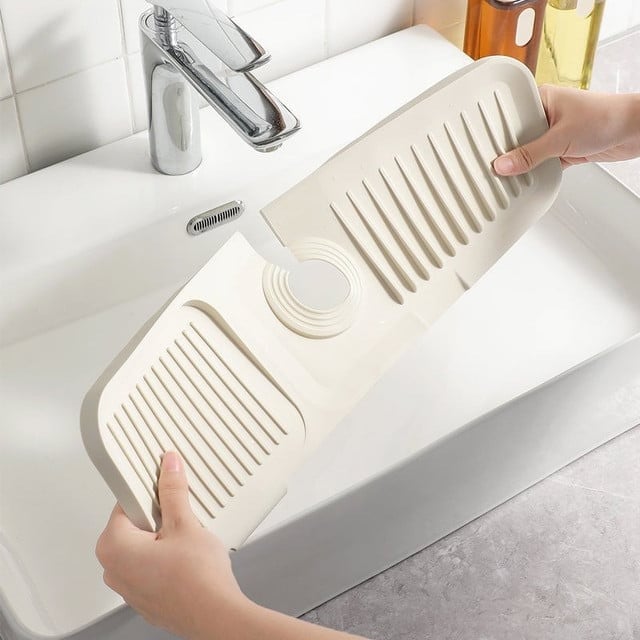 Kitchen Sink Silicone Splash Guard5