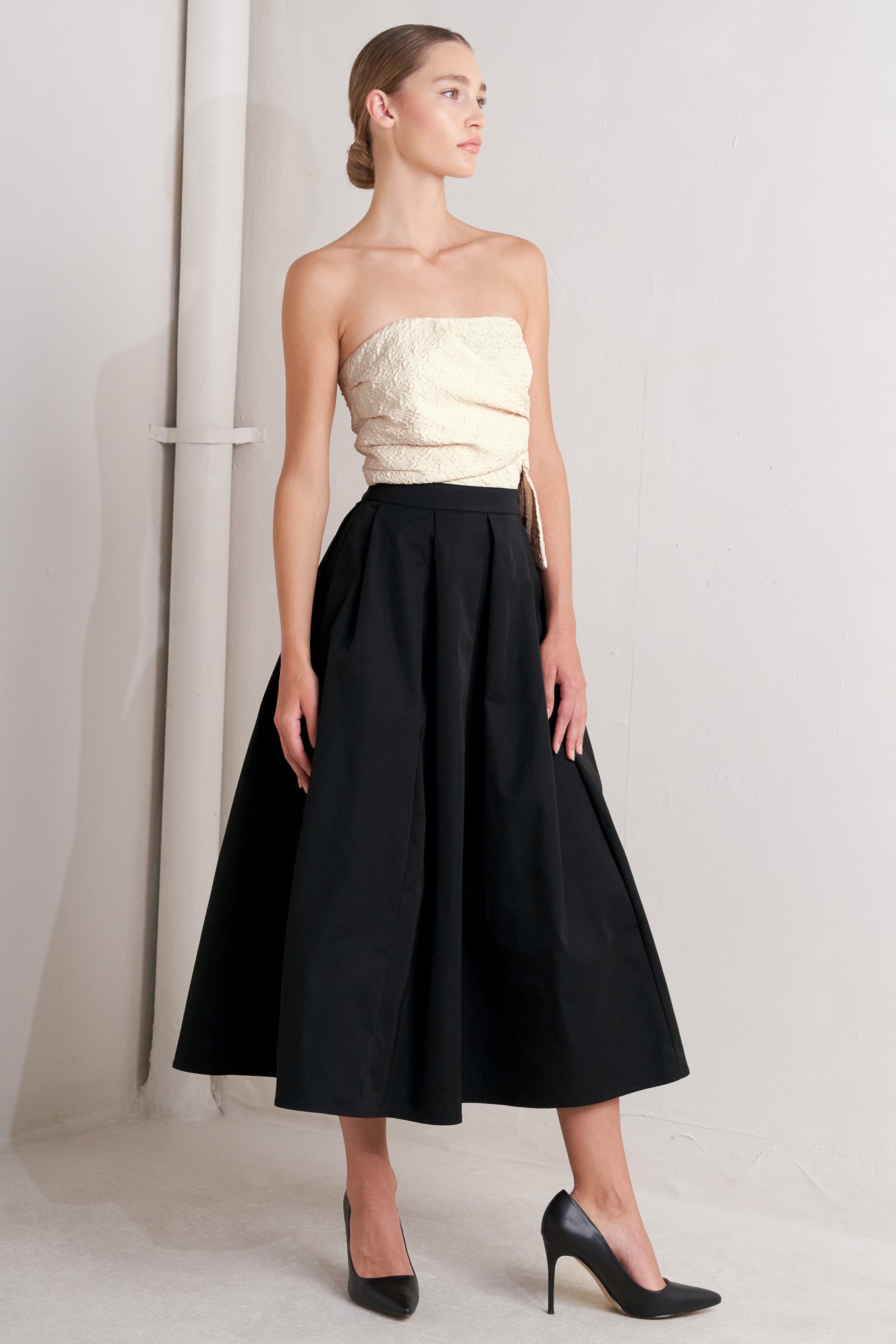 MONO BALLET BLACK & CREAM STRAPLESS MIDI DRESS