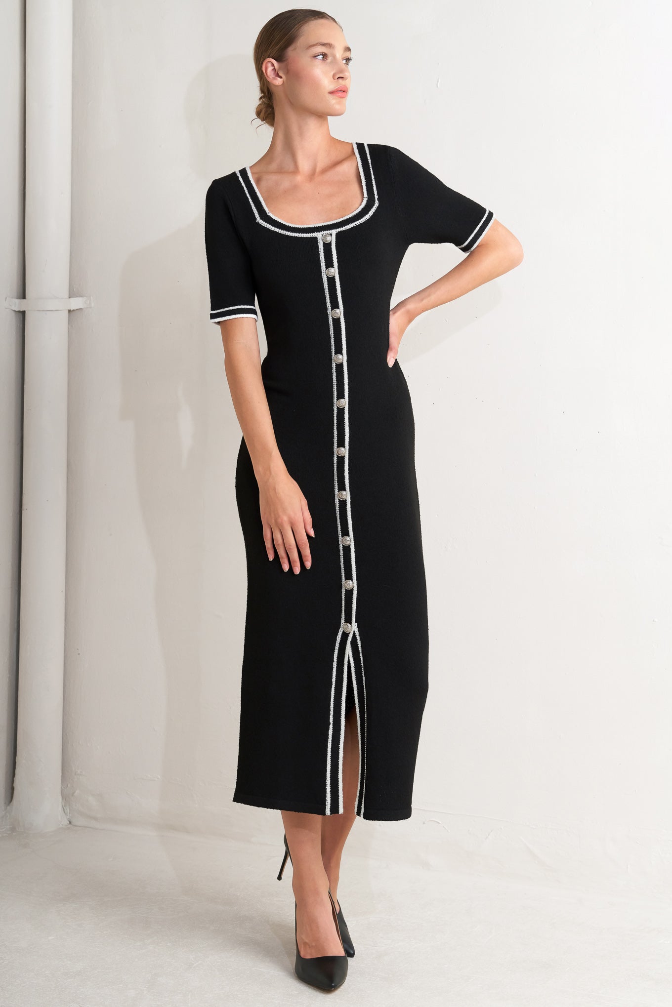 MODERN CLASSIC SWEATER KNIT MIDI DRESS