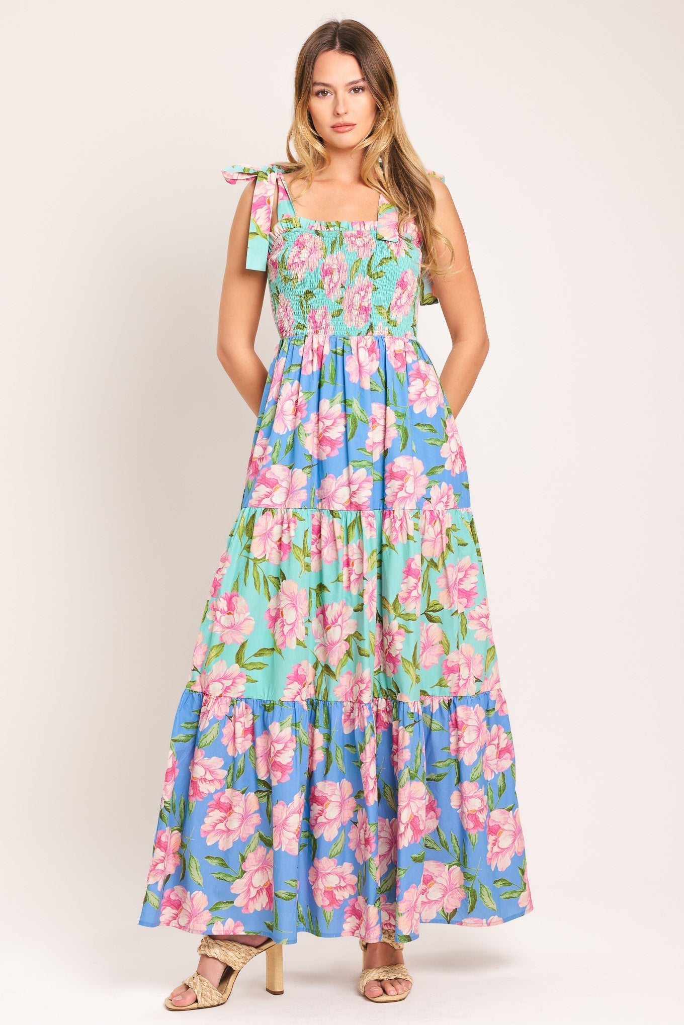 PASTEL GLOW FLORAL MAXI DRESS
