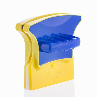 Magnetic glass cleaner brush for highrise buildings