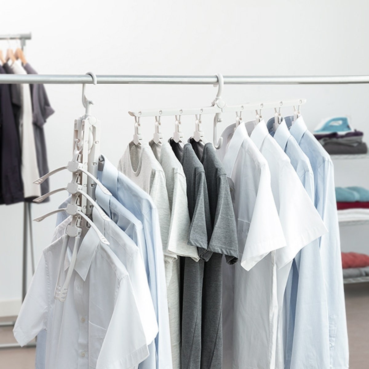 Smart Collapsible & Folding Clothes Hanger 2