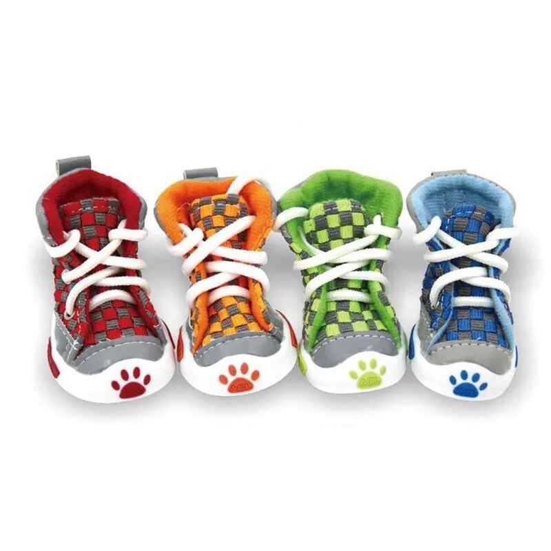 i6kgNewDesign4pcsSetPetDogShoesSmallDogPuppyBootsFootballStyleCheapDogSummerjpg