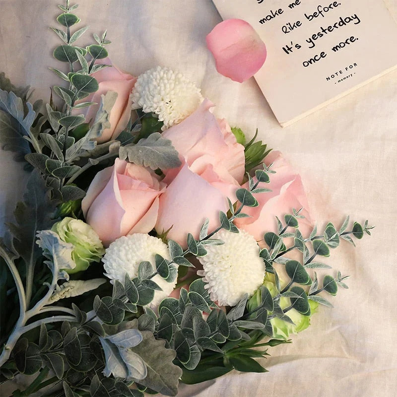 7cbI10pcs-Artificial-Plants-Eucalyptus-Leaves-Green-Leaf-Branches-for-Home-Garden-Wedding-Decoration-Flowers-Bouquet-Centerpiece.jpg