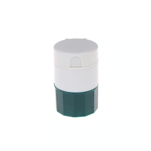 Compact and sturdy tablet crusher for onthego use