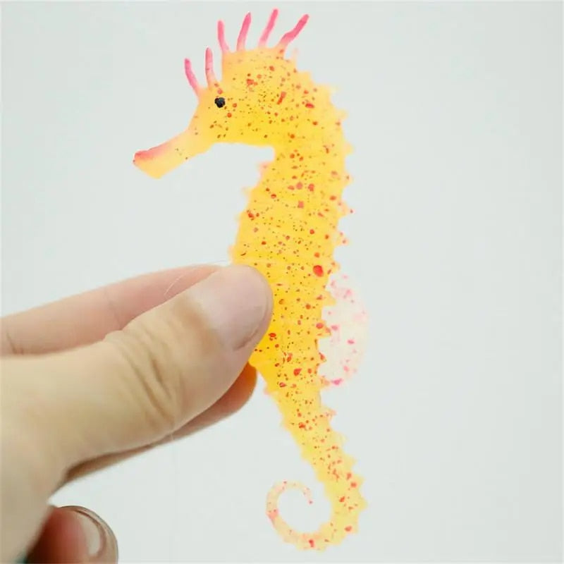 XG2x1set-Aquarium-Artificial-Luminous-Seahorse-Fish-Tank-Landscape-Silicone-Fake-Fish-Floating-Glow-In-Dark-Ornament.jpg
