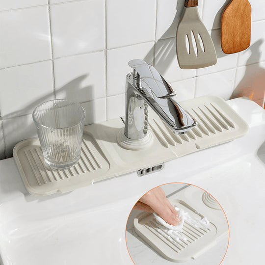 Kitchen Sink Faucet Splash Guard Behind Faucet