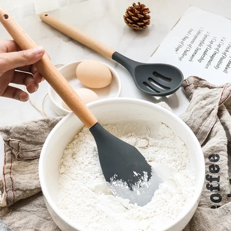 pYjP12PCSSiliconeKitchenwareNonStickCookwareKitchenUtensilsSetSpatulaShovelEggBeatersWo