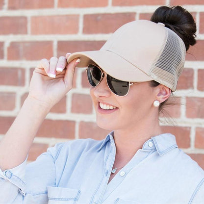 lightweight baseball cap with ponytail hole