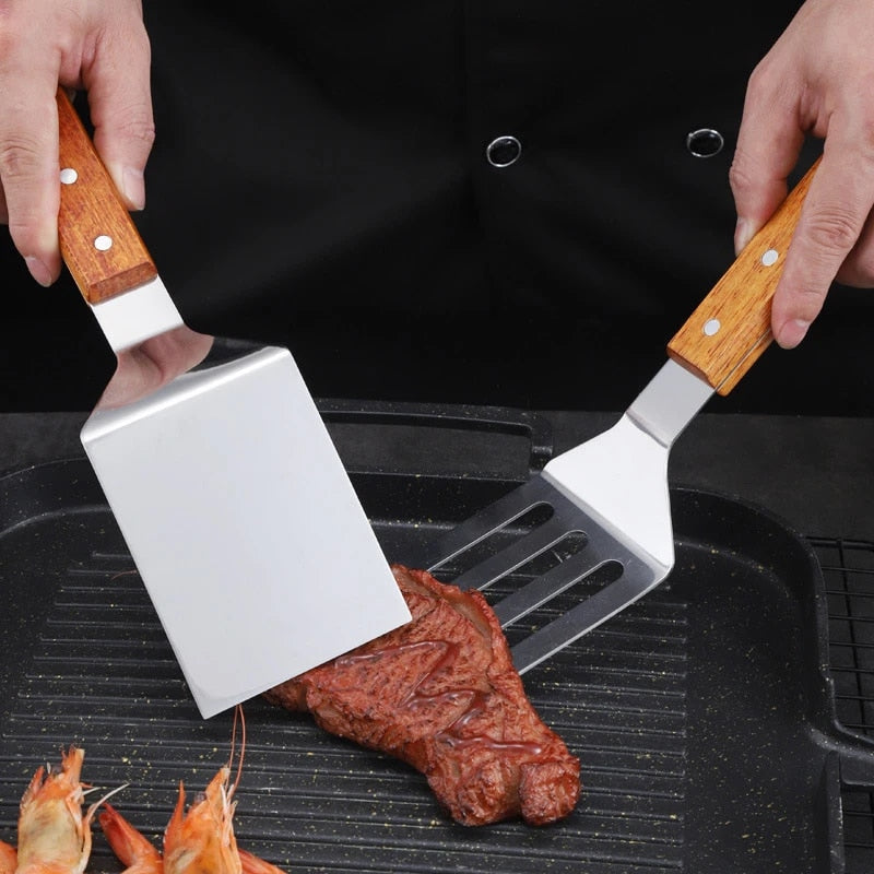 yA1qStainlessSteelWoodenHandleCookingSpatulaSteakPancakeFryingShovelTeppanyakiScraperBar