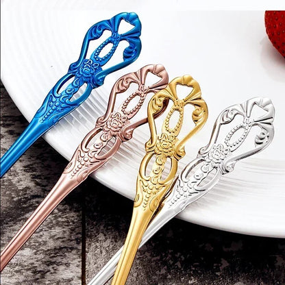 OlYGGoldenStainlessSteelCutlerySetLuxuryCompleteDinnerwareSetRoyalSpoonForksEuropeanGif