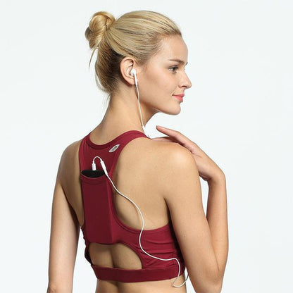 Comfortable athletic bras with back pockets