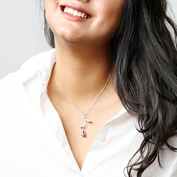 Rose Pendant Necklace 0.jpg