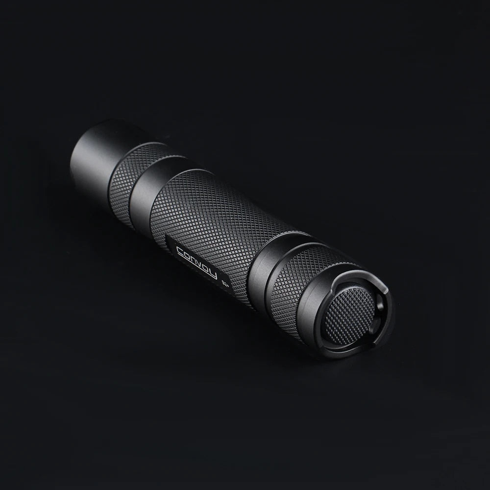 m4YrConvoyS2PlusSST40FlashlightLinternaLEDHighPowerful18650FlashLight1800lmCampingFish