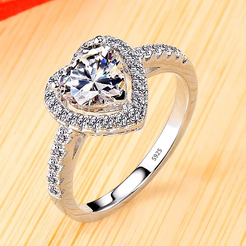 iswZNever-Fade-Luxury-Classic-18K-White-Gold-Color-Ring-Solitaire-2-Carat-Zirconia-Diamant-Wedding-Band.jpg