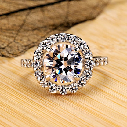 afgrNever-Fade-Luxury-Classic-18K-White-Gold-Color-Ring-Solitaire-2-Carat-Zirconia-Diamant-Wedding-Band.jpg