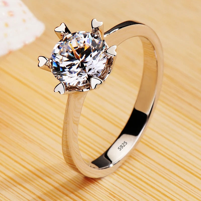 rrGbNever-Fade-Luxury-Classic-18K-White-Gold-Color-Ring-Solitaire-2-Carat-Zirconia-Diamant-Wedding-Band.jpg